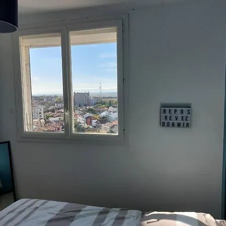 شقة Apt Lumineux & Calme Avec Vue Unique Sur