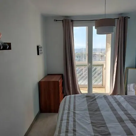 شقة Apt Lumineux & Calme Avec Vue Unique Sur
